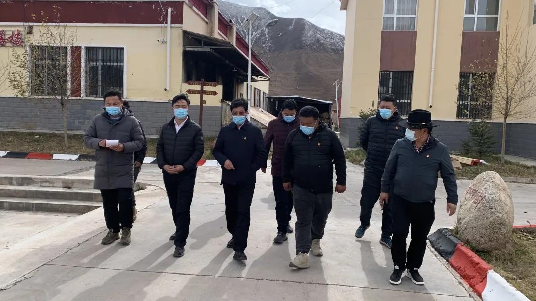 县委副书记陈有军一行莅临吉曲乡中心寄校调研疫情防控工作草稿