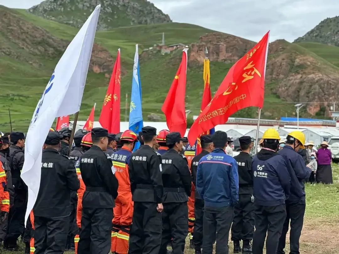 （毛庄乡）以“练”备“战”！囊谦县应急局联合毛庄乡政府开展突发性山体滑坡地质灾害应急避险救灾演练