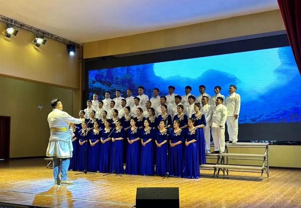 【红歌颂党恩、时代耀光辉 】囊谦县举办“学党纪、庆七一”红歌合唱比赛
