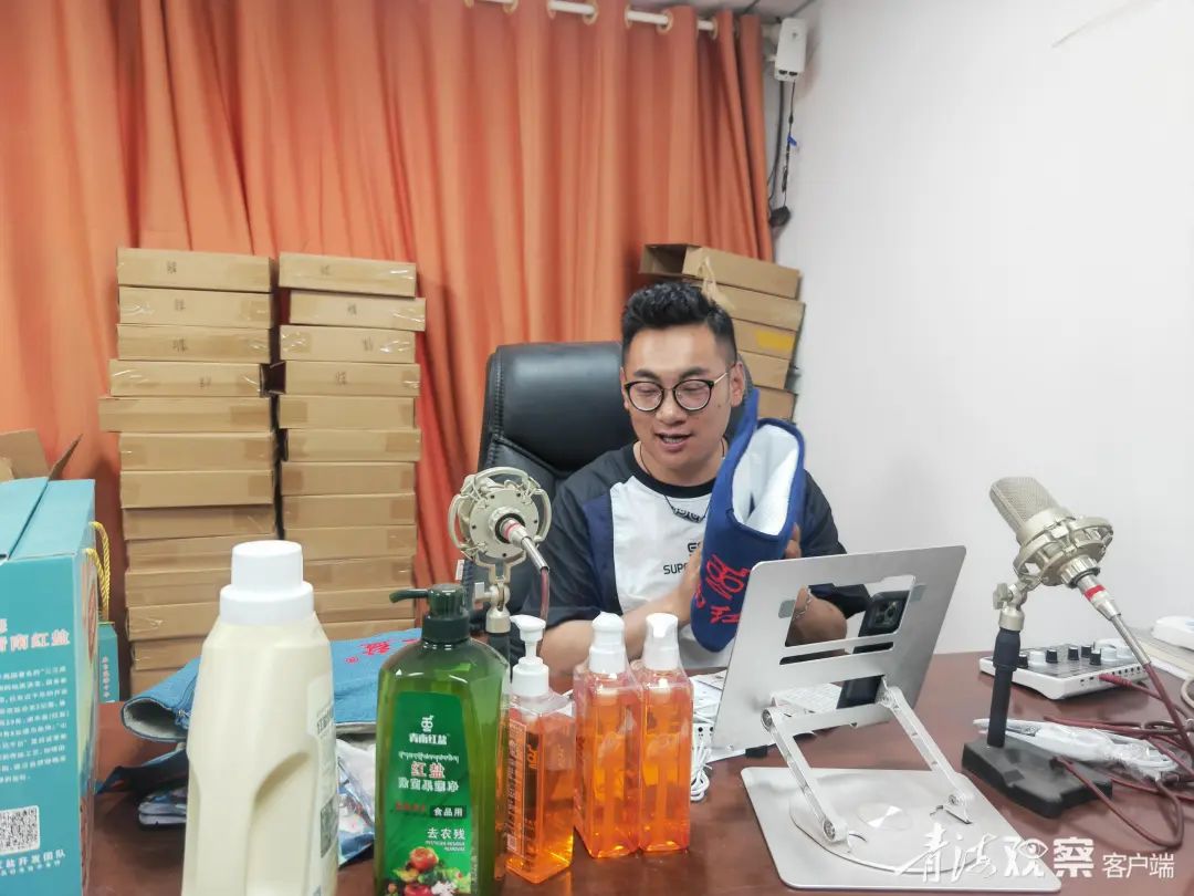 囊谦茶哈村：小盐粒激活大产业