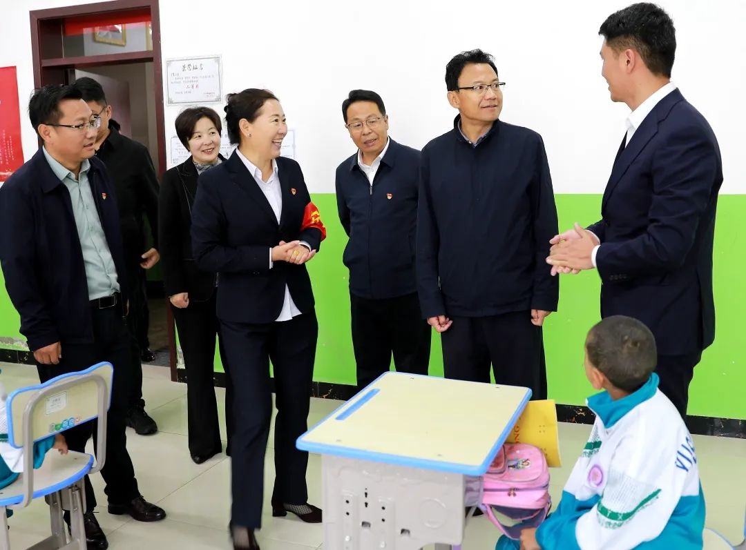 索南丹增调研全州教育工作时强调：着力提升教育教学质量 以教育高质量发展目标为导向 切实办好人民满意的教育
